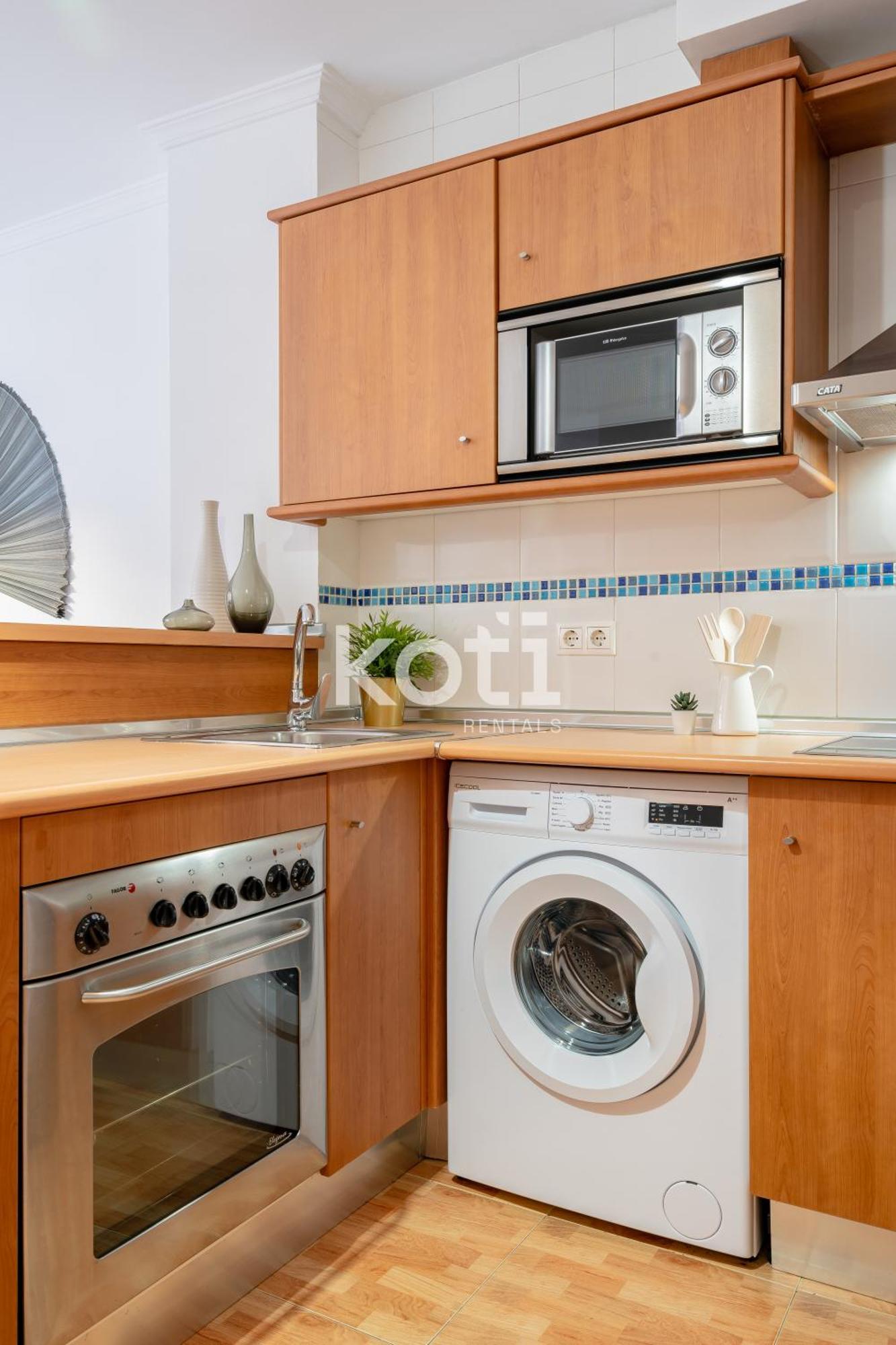 Koti Rentals - Sandy Beach Apartment Fuengirola Exterior foto
